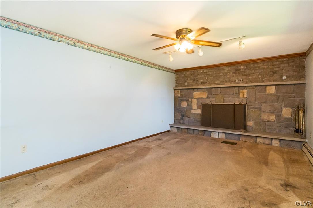 447 Hahn Road Nazareth, PA 18064 - Photo 6 of 25