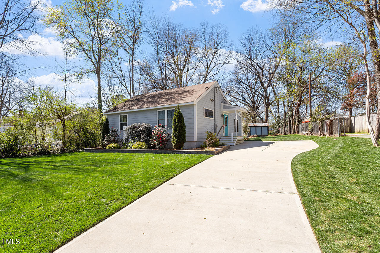 2530 Newbold Street Raleigh, NC 27603 - Photo 2 of 27 2530 Newbold Street_04