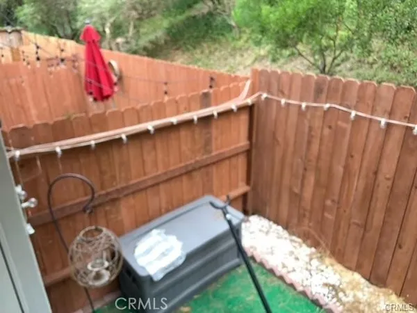 a sign that is on the side of the road