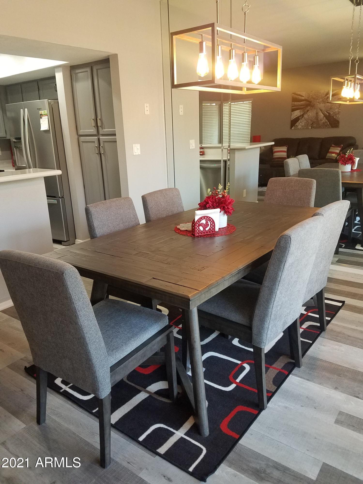 9705 East Mountain View Road, Unit 1107 Scottsdale, AZ 85258 - Photo 4 of 15 dining room