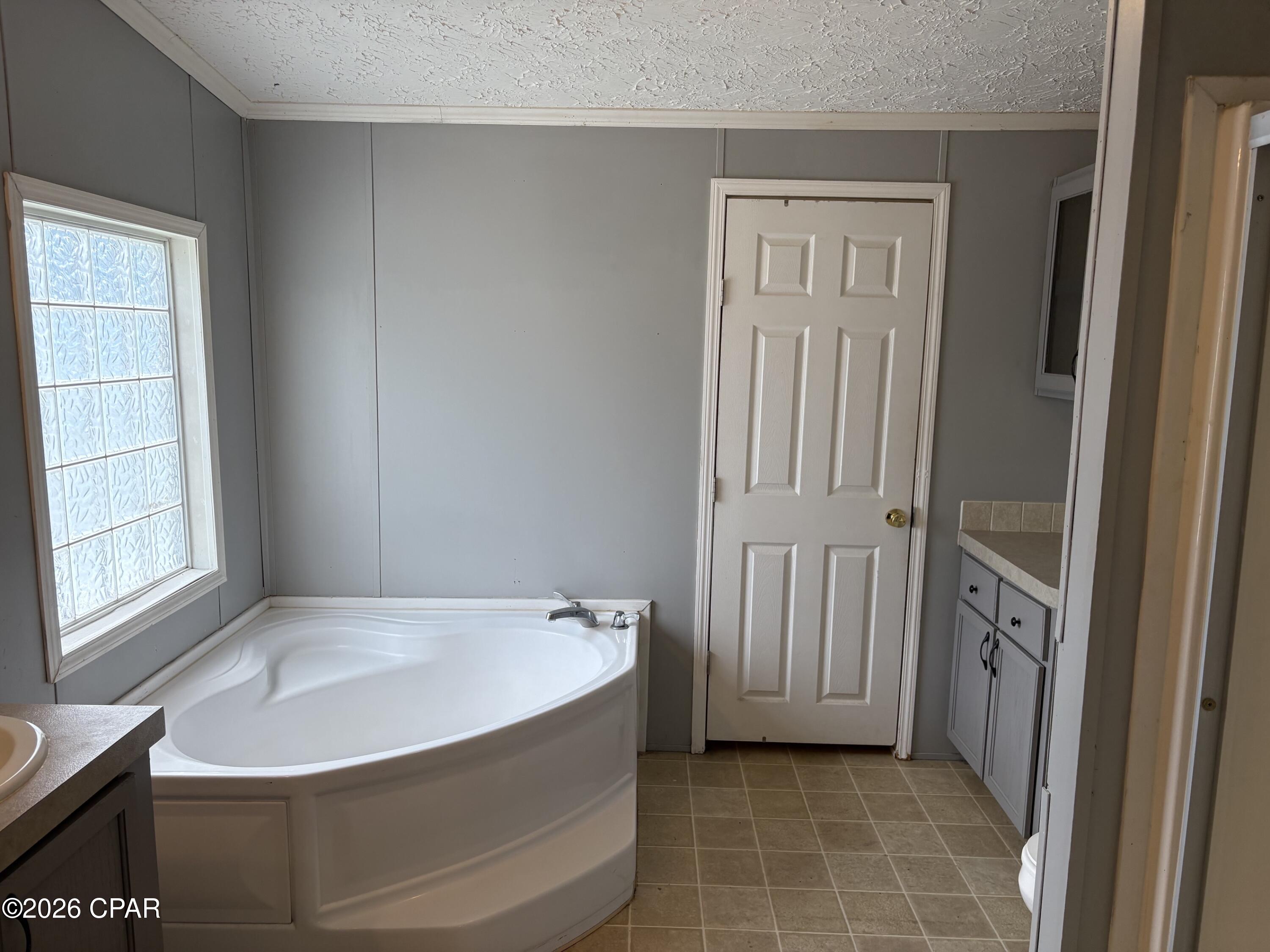 2802 Sylvania Road Vernon, FL 32462 - Photo 23 of 38