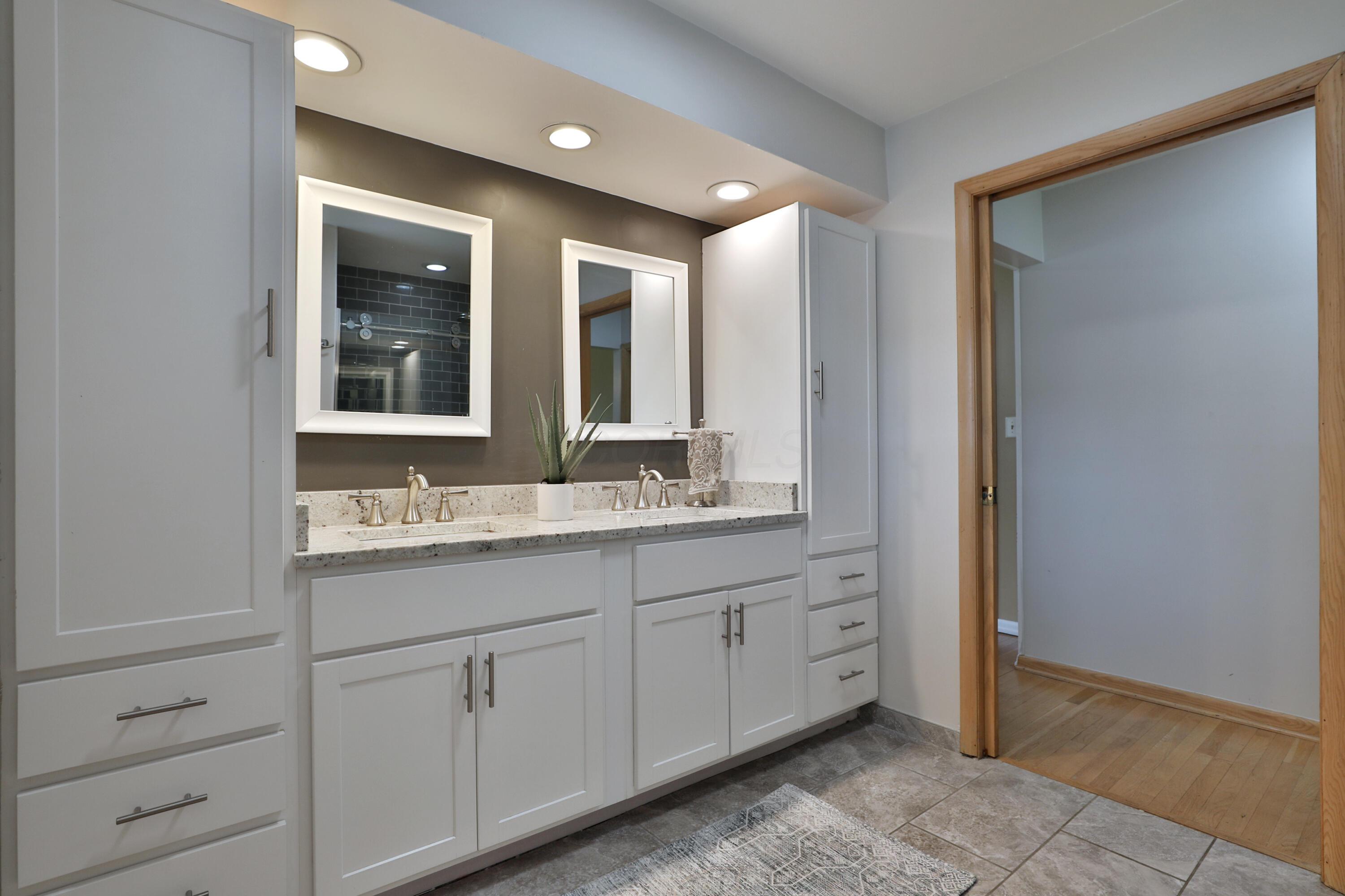 1348 Haddon Road Columbus, OH 43209 - Photo 32 of 71
