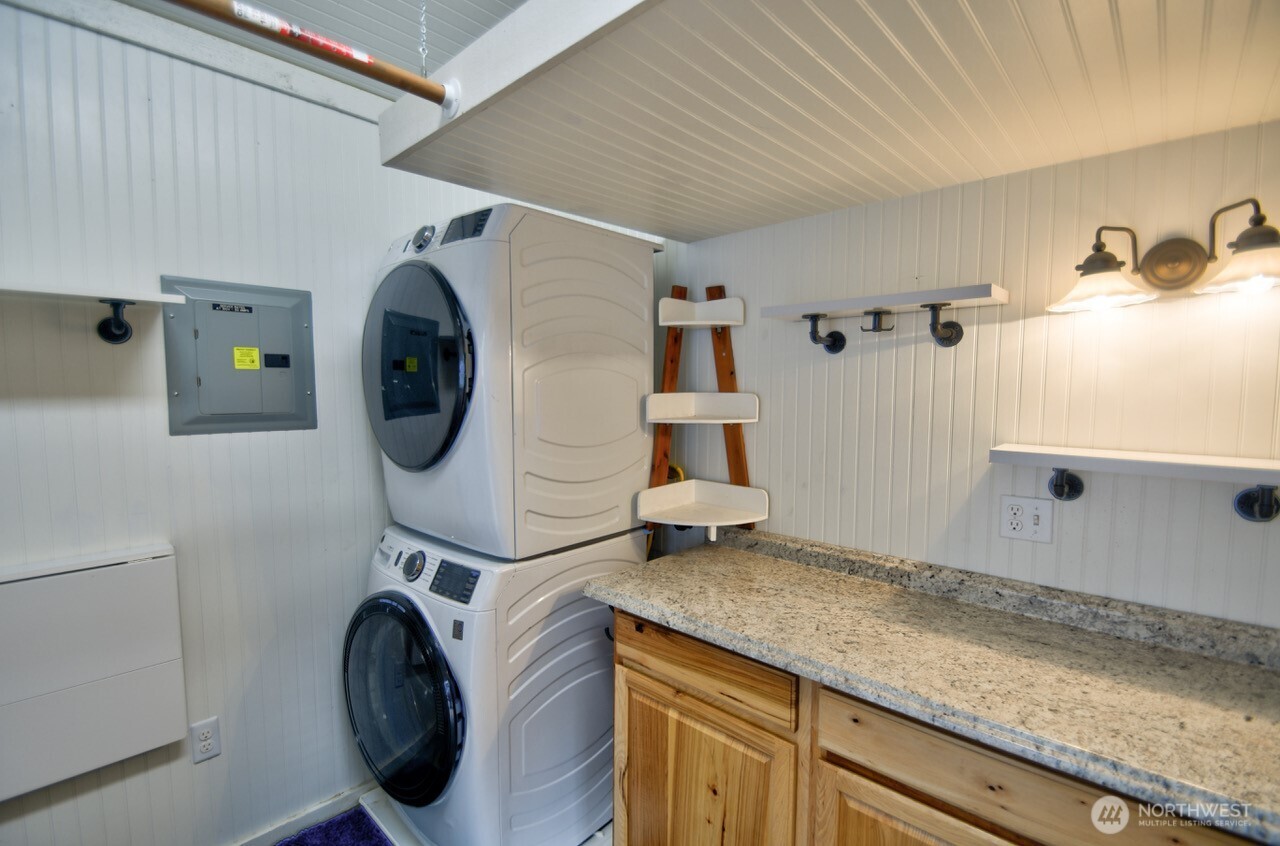 1546 Reservation Road Southeast, Unit 249 Olympia, WA 98513 - Photo 13 of 37 a utility room with dryer and washer