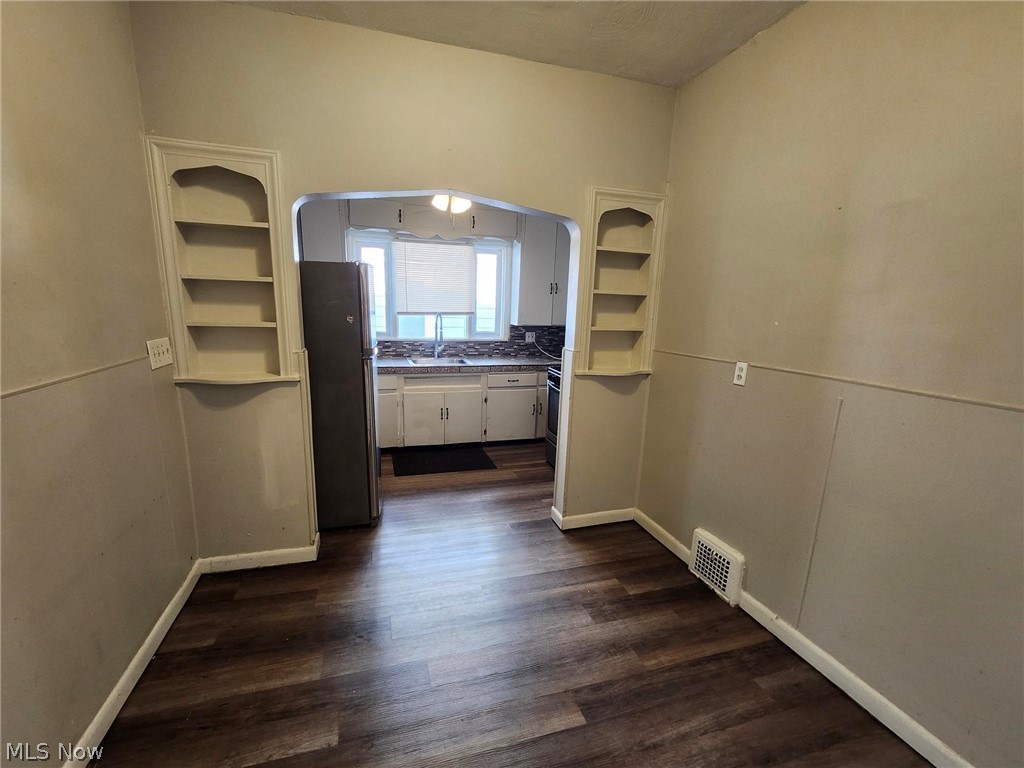 3227 East Overlook Road, Unit 2UPPER Cleveland Heights, OH 44118 - Photo 9 of 10