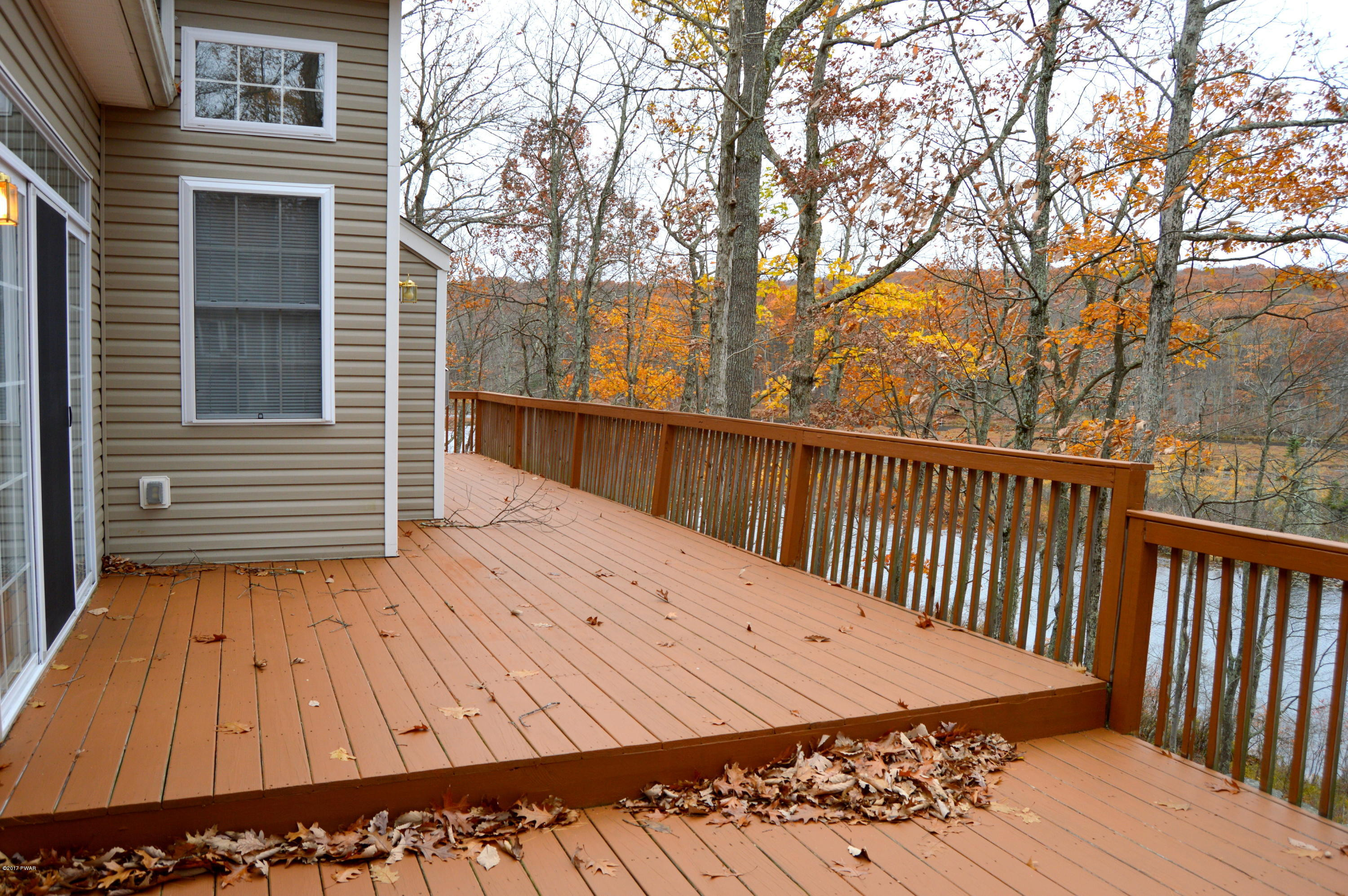 282 Lakeview Road Lackawaxen, PA 18435 - Photo 19 of 26 DSC_0026