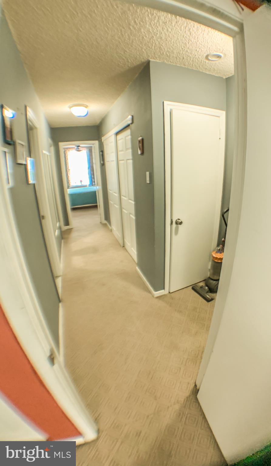 9927 Wingtip Road Philadelphia, PA 19115 - Photo 30 of 40 halway