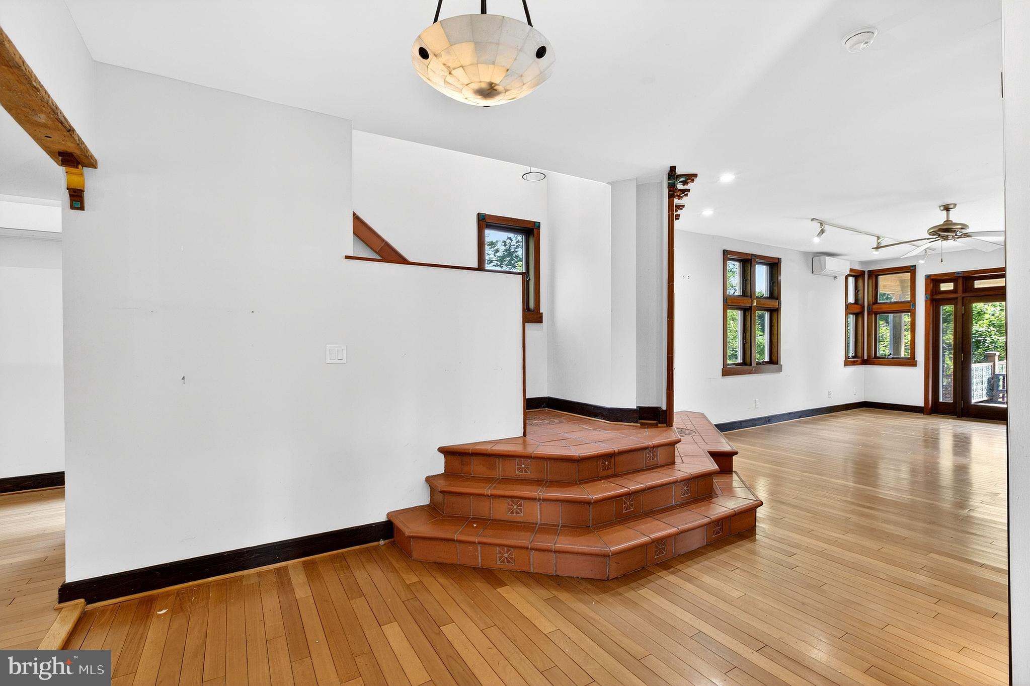 498 Perrineville Road Robbinsville, NJ 08691 - Photo 24 of 59