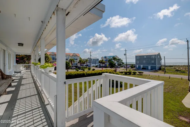 $1,264,000 | 205 E Avenue, Kure Beach, NC 28449