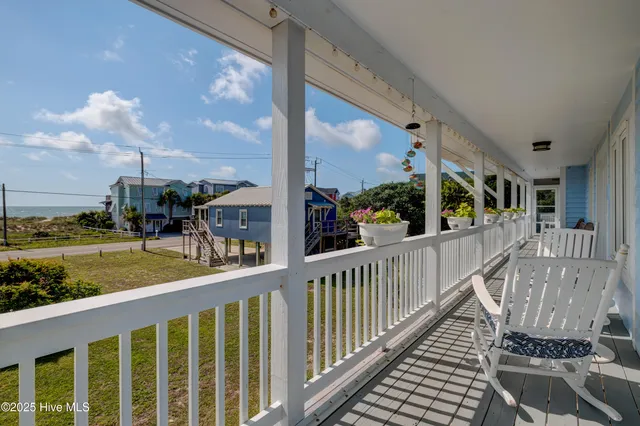 $1,264,000 | 205 E Avenue, Kure Beach, NC 28449