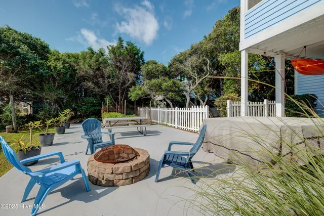 $1,264,000 | 205 E Avenue, Kure Beach, NC 28449