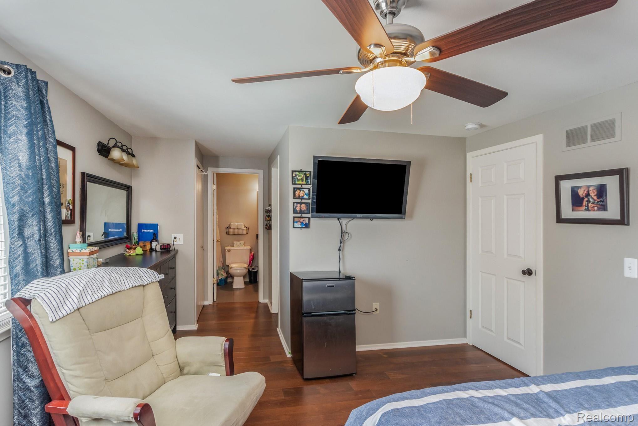24781 Timber Ridge Trail Flat Rock, MI 48134 - Photo 18 of 31 DSC_2112.jpg