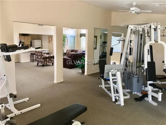 $1,250 | 855 North Stephanie Street, Unit 2725, Henderson, NV 89014