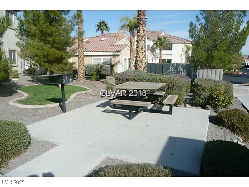 855 North Stephanie Street, Unit 2725 Henderson, NV 89014 - Photo 3 of 7