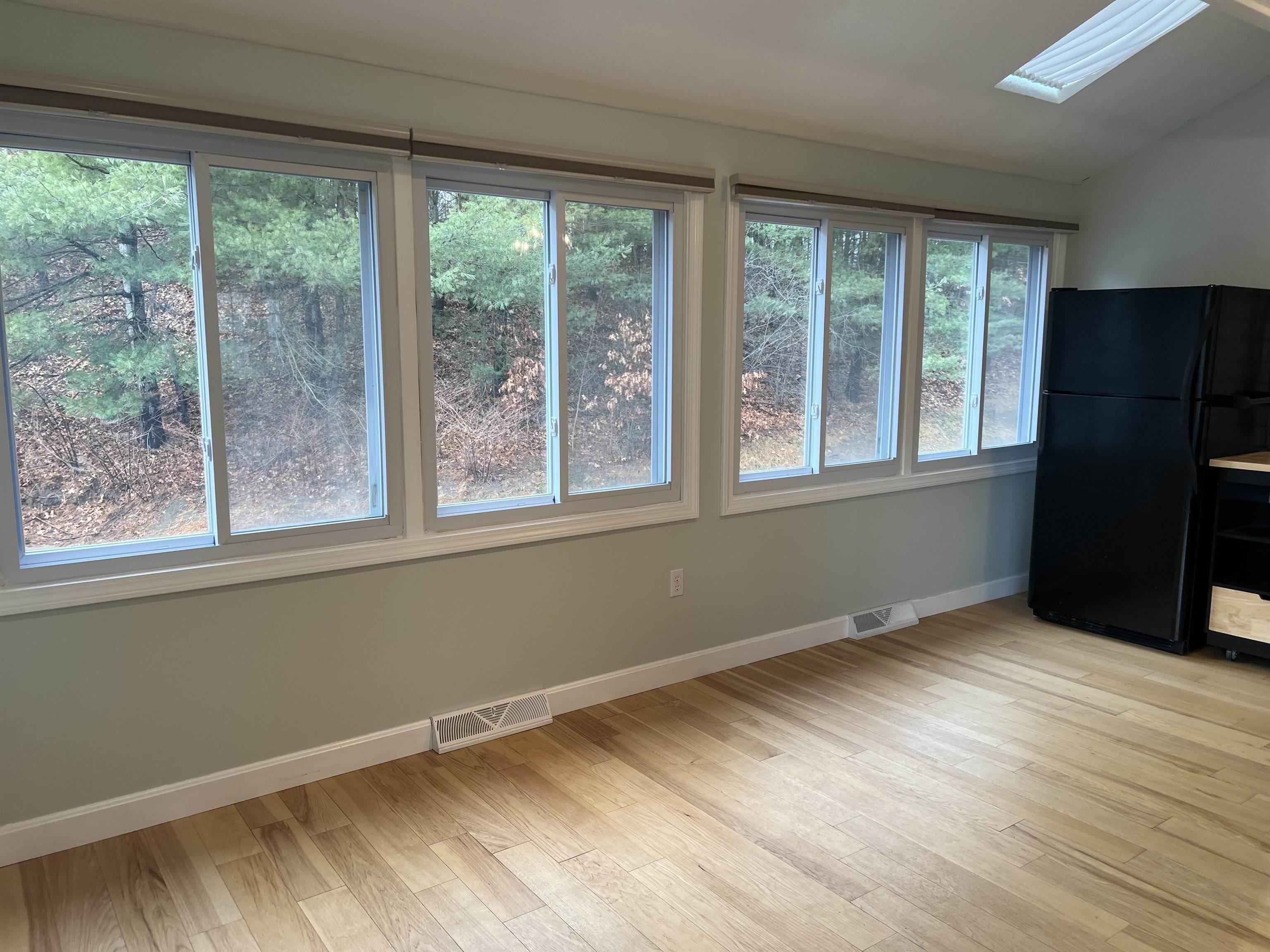 81 Sentry Way Merrimack, NH 03054 - Photo 3 of 16