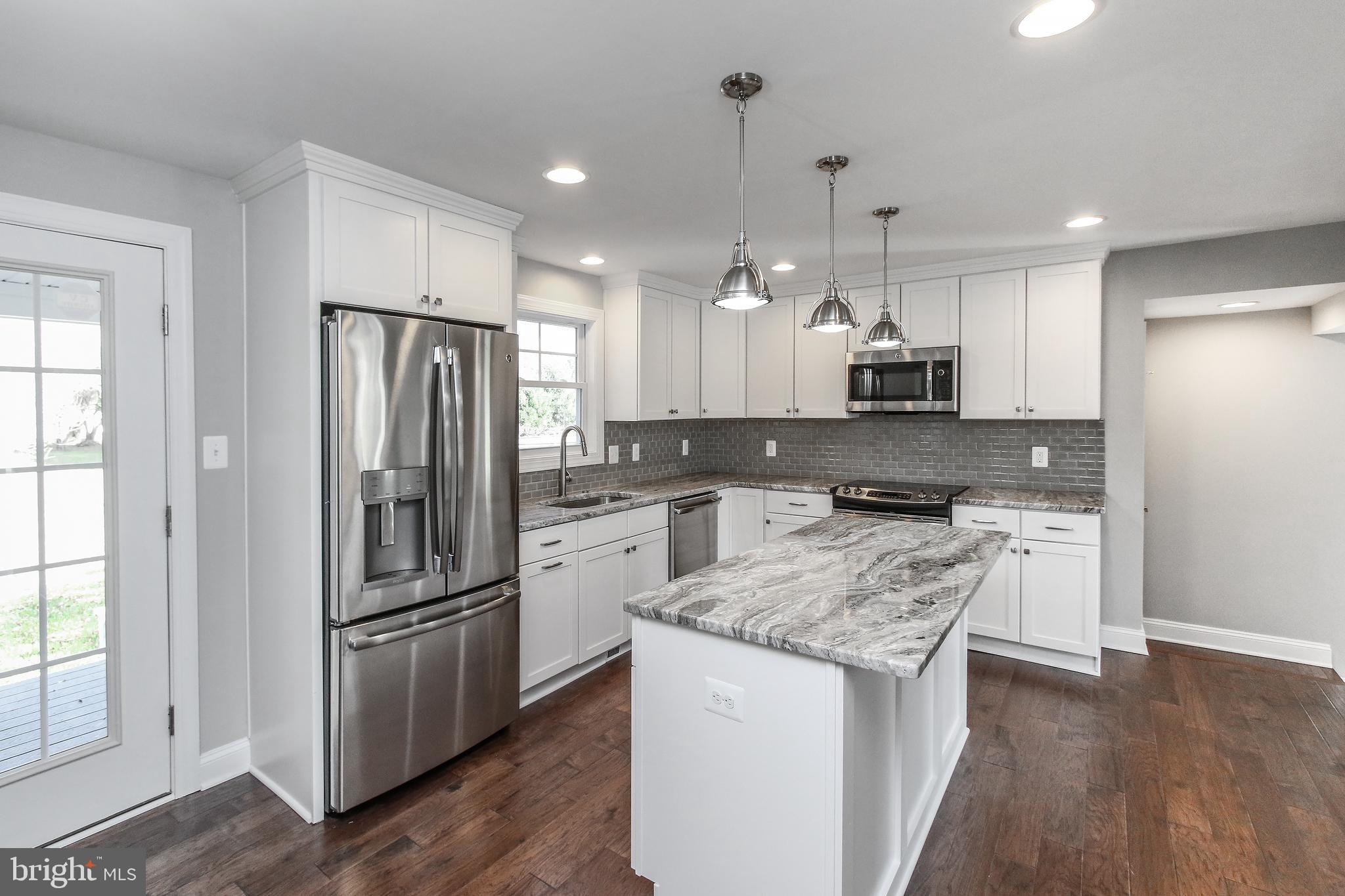 262 Bayard Road Lothian, MD 20711 - Photo 10 of 64 Maple Cabinets