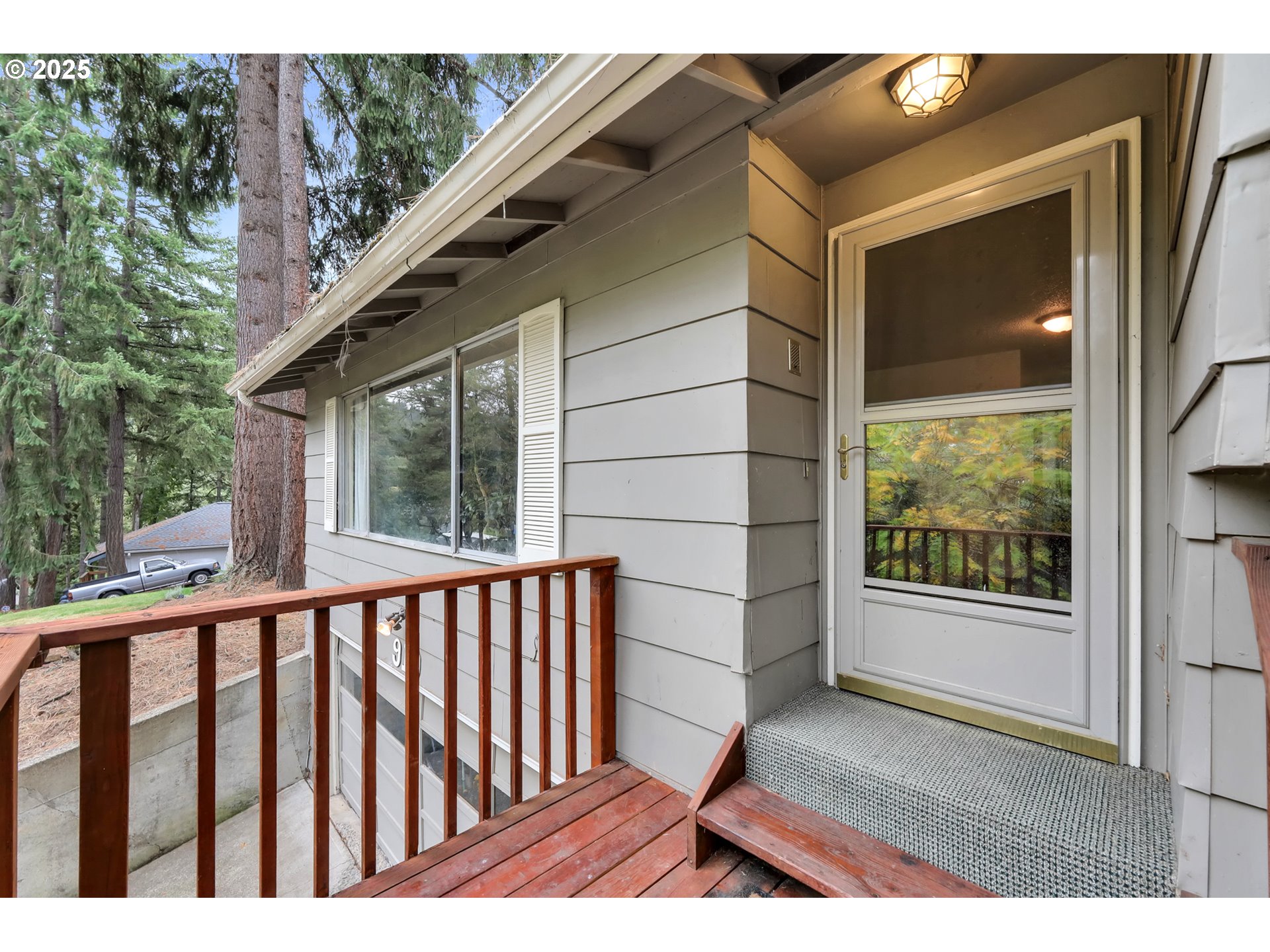 910 East 43rd Avenue Eugene, OR 97405 - Photo 3 of 47 a view of backyard with a deck and furniture