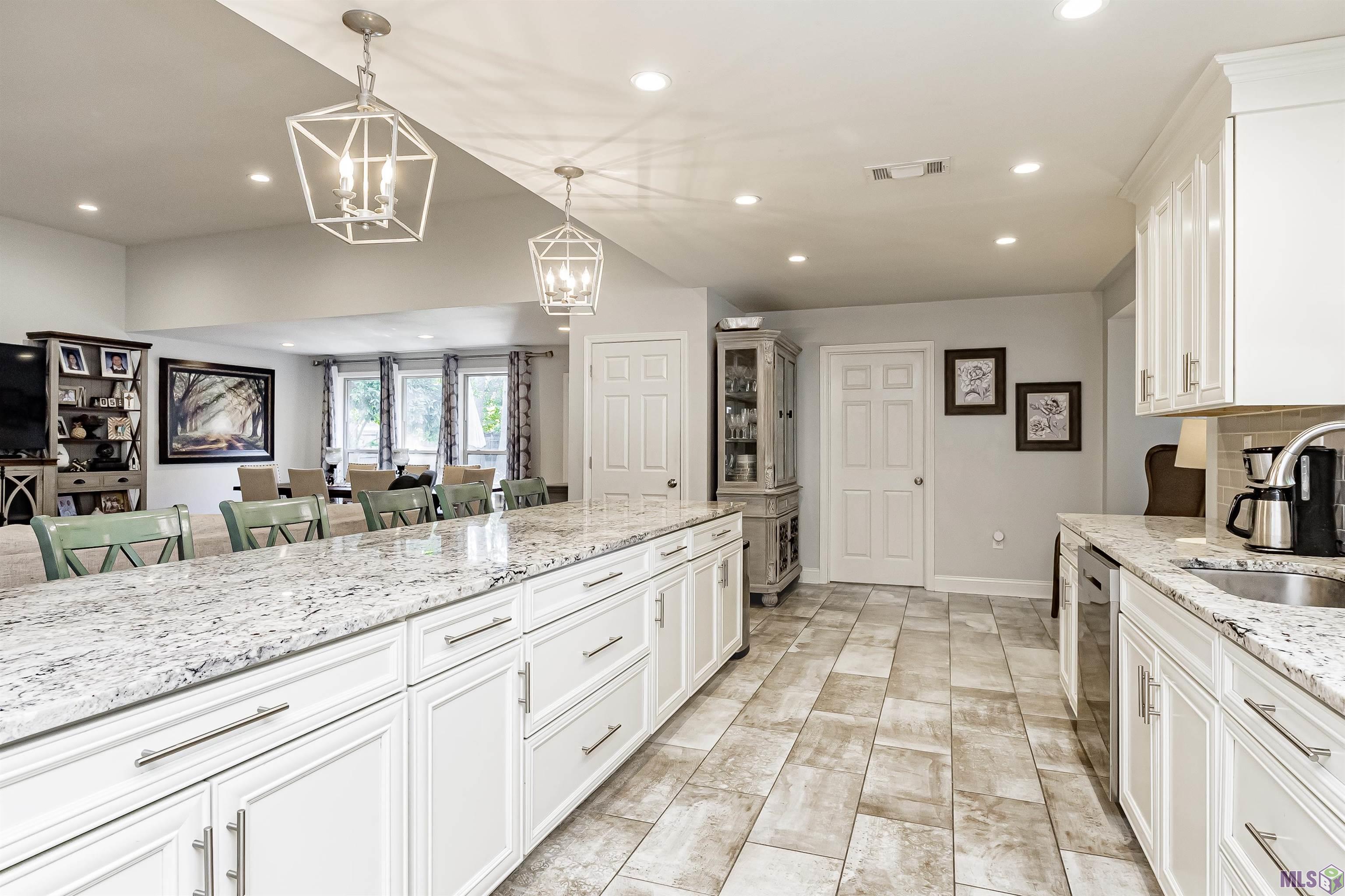 10535 Ridgely Drive Baton Rouge, LA 70809 - Photo 5 of 26