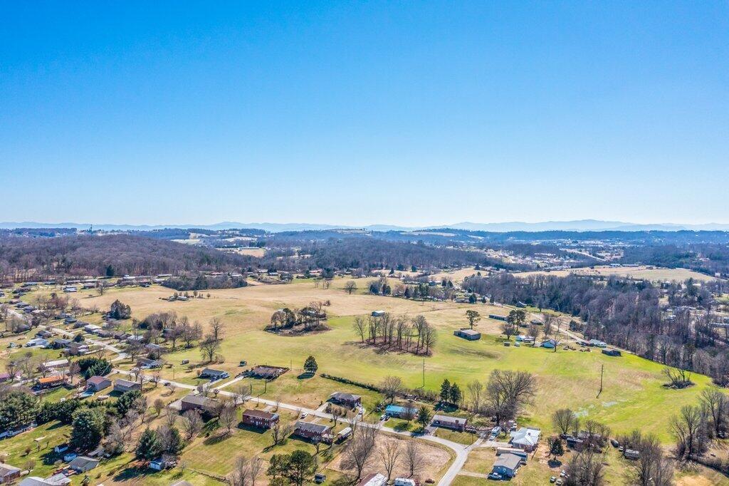 3415 Copper Ridge Road Morristown, TN 37814 - Photo 12 of 29 Exterior-12.jpg-SMALL