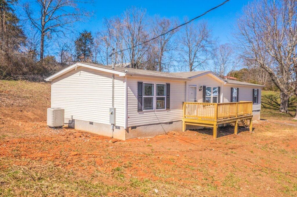 3415 Copper Ridge Road Morristown, TN 37814 - Photo 2 of 29 Exterior-2.jpg-SMALL