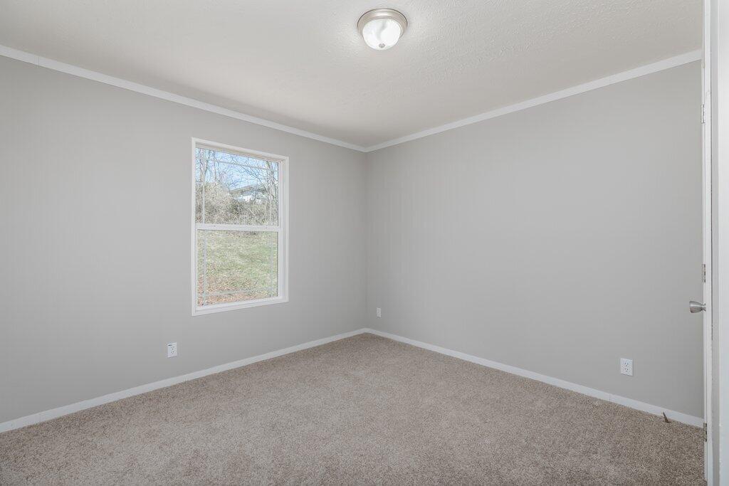 3415 Copper Ridge Road Morristown, TN 37814 - Photo 26 of 29 Interior-11.jpg-SMALL