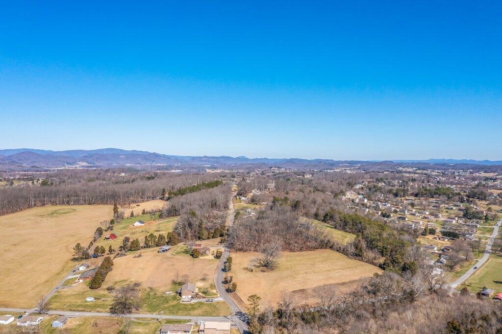 3415 Copper Ridge Road Morristown, TN 37814 - Photo 10 of 29 Exterior-10.jpg-SMALL