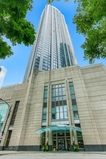 $549,000 | 512 North McClurg Court, Unit 2804, Chicago, IL 60611