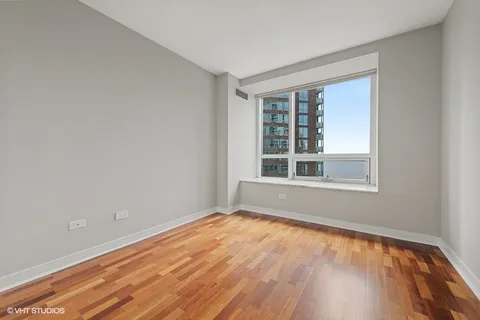 $549,000 | 512 North McClurg Court, Unit 2804, Chicago, IL 60611