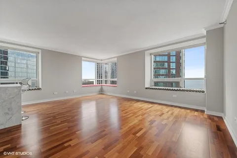 $549,000 | 512 North McClurg Court, Unit 2804, Chicago, IL 60611