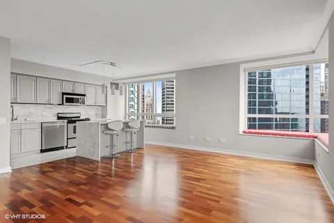 $549,000 | 512 North McClurg Court, Unit 2804, Chicago, IL 60611