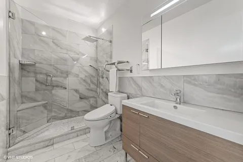 $549,000 | 512 North McClurg Court, Unit 2804, Chicago, IL 60611