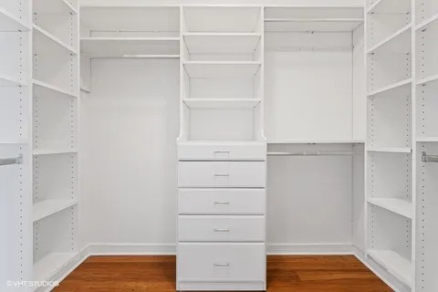 $549,000 | 512 North McClurg Court, Unit 2804, Chicago, IL 60611