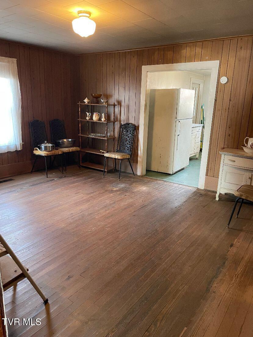 12329 Crab Orchard Road Coeburn, VA 24230 - Photo 18 of 36 dining room