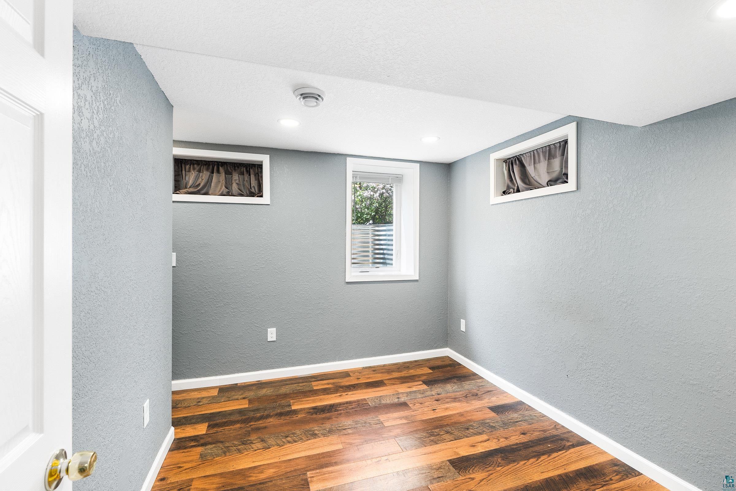 1602 Linzie Road Duluth, MN 55811 - Photo 18 of 29