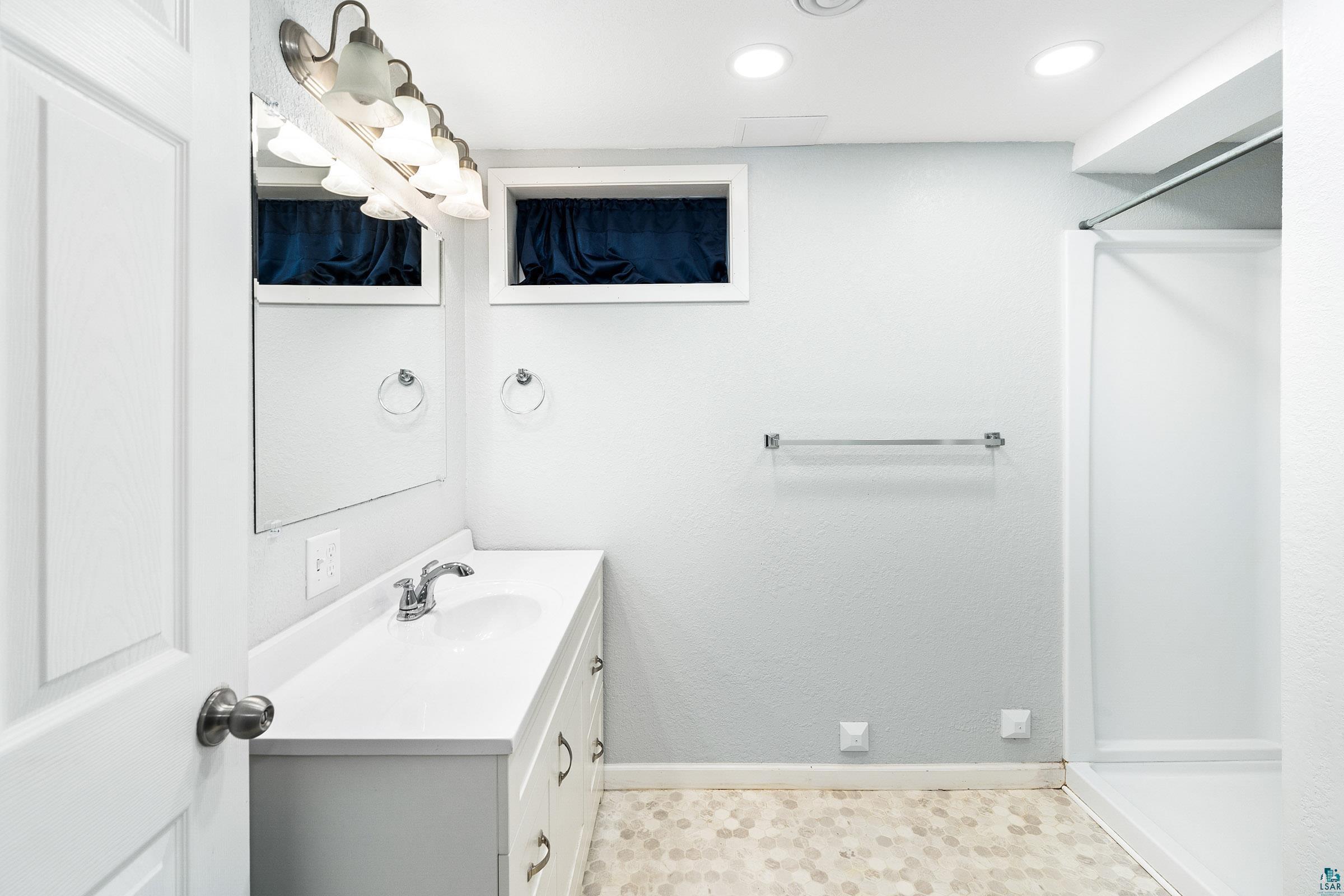 1602 Linzie Road Duluth, MN 55811 - Photo 20 of 29