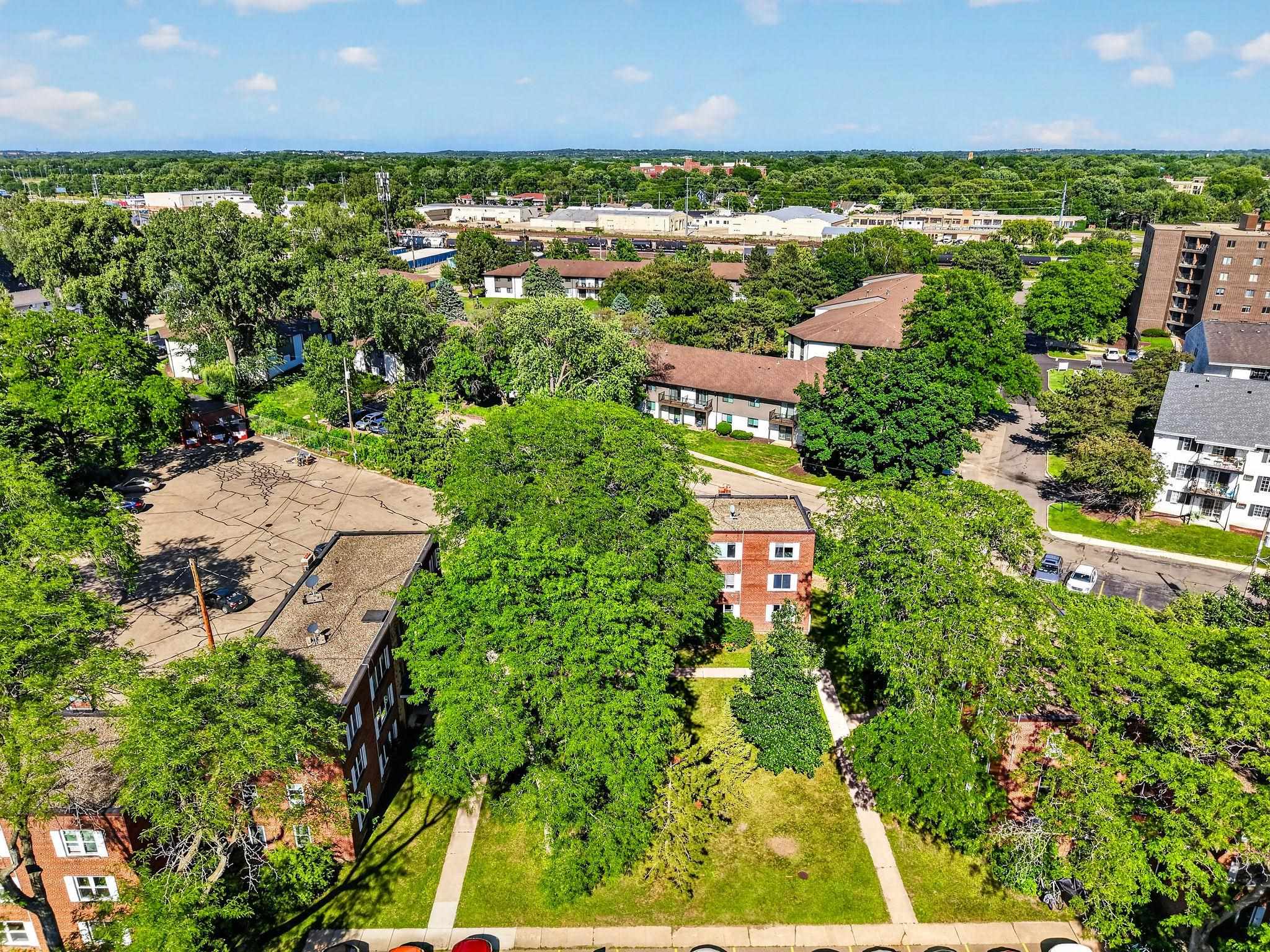 13 Sherman Terrace, Unit 2 Madison, WI 53704 - Photo 41 of 53