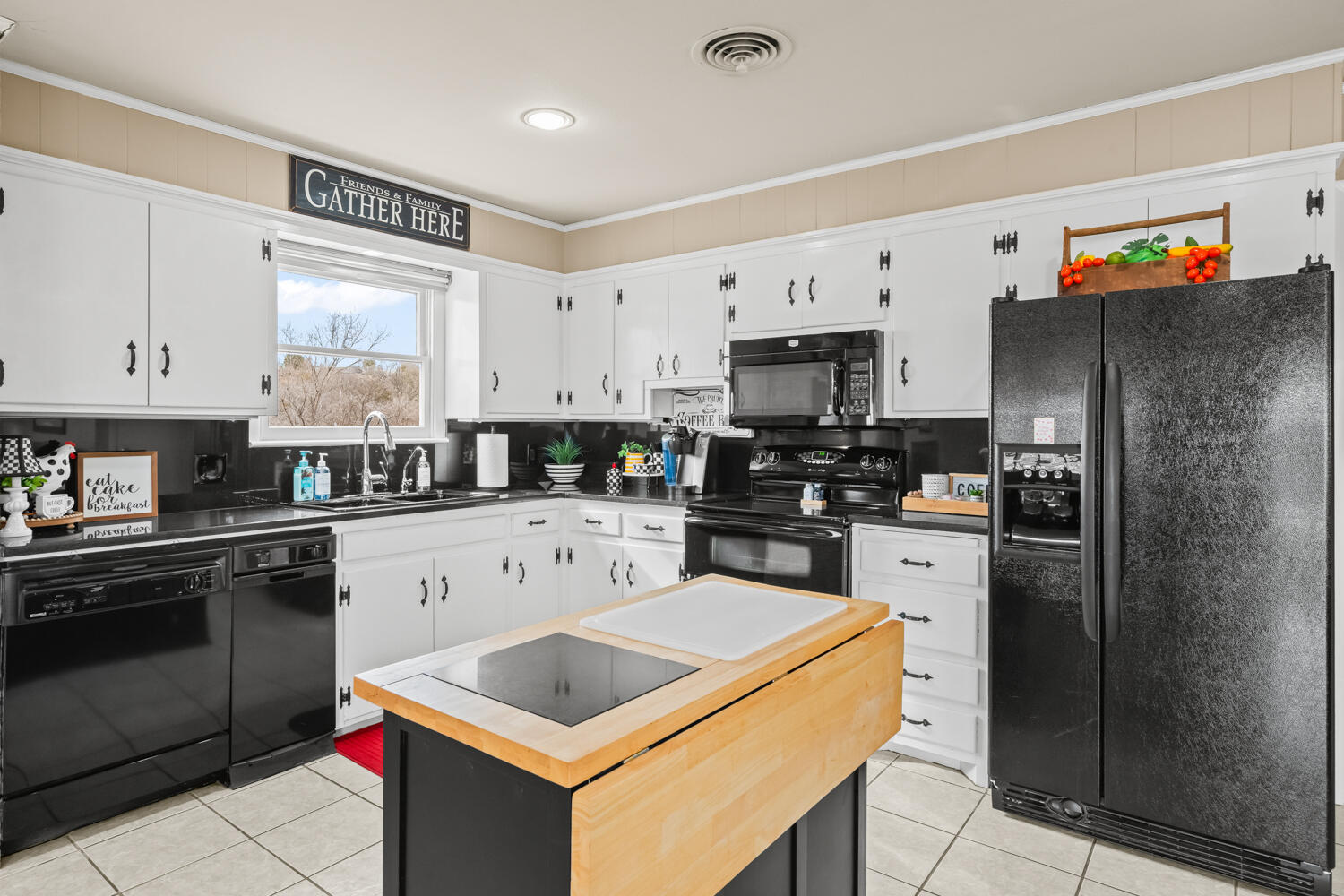 150 Pony Express Trail Lubbock, TX 79404 - Photo 33 of 73 150 Pony Express-23