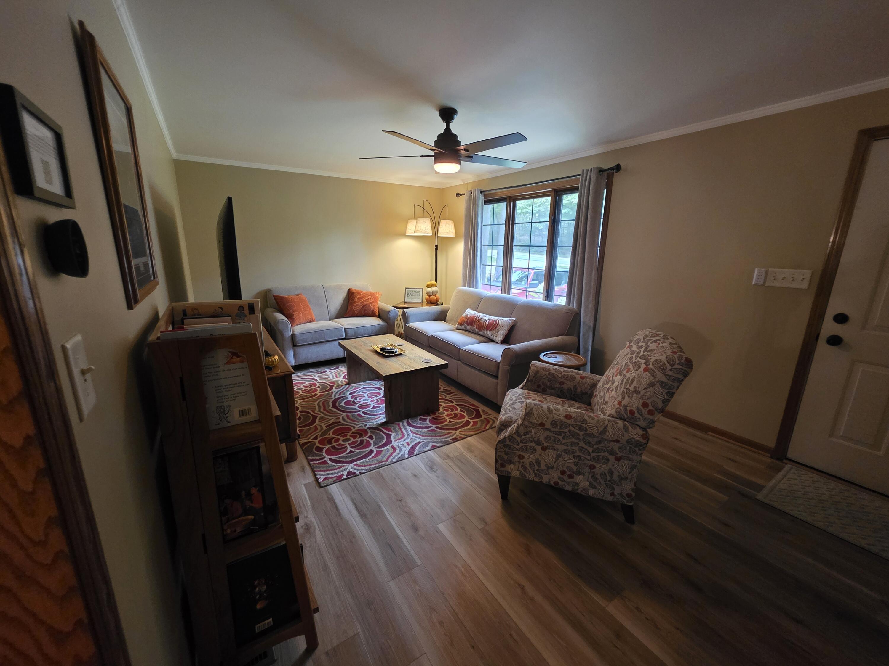 262 Highland Pike Road Harbor Springs, MI 49740 - Photo 6 of 25 20250925_140102