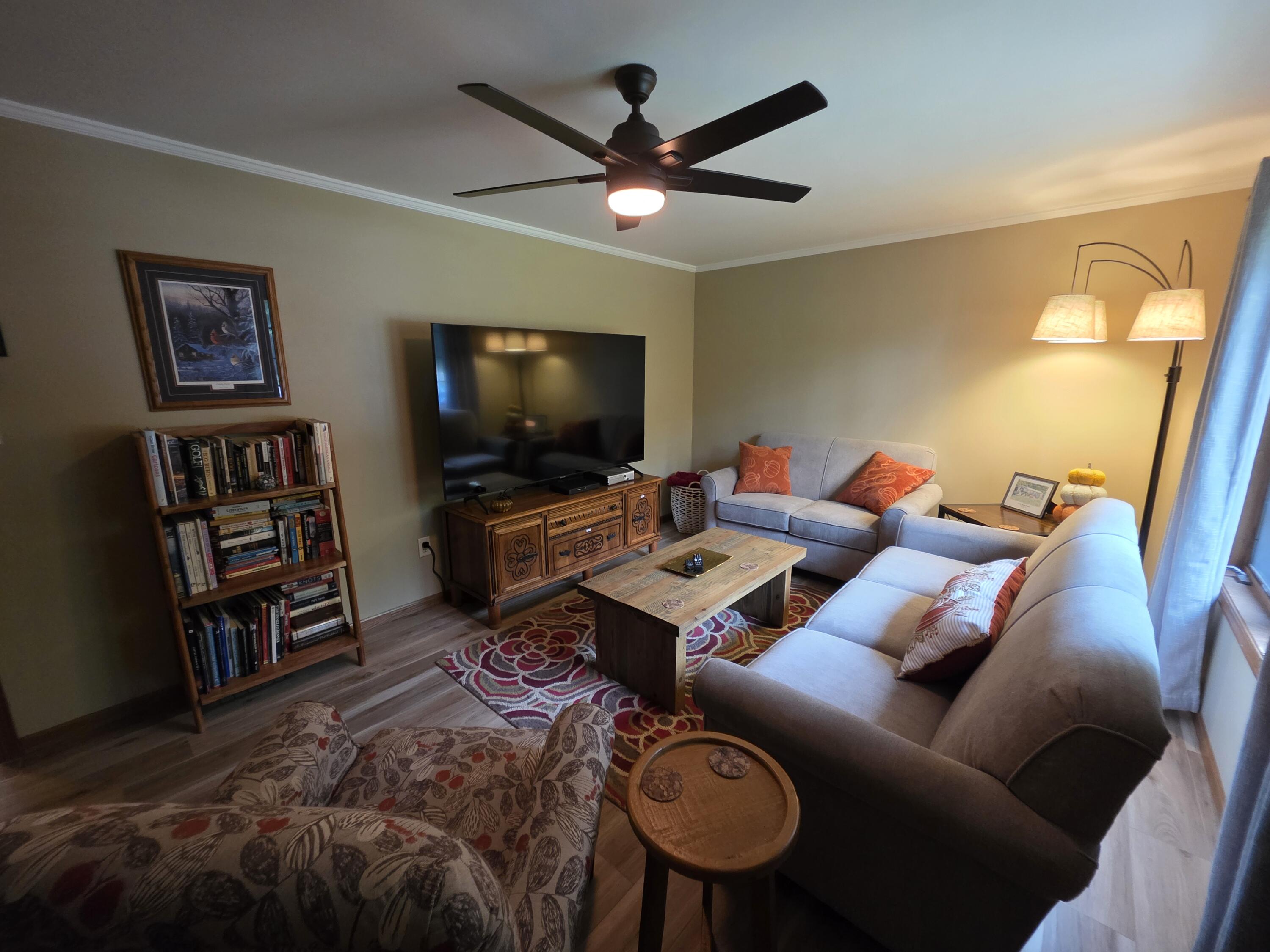 262 Highland Pike Road Harbor Springs, MI 49740 - Photo 8 of 25 20250925_140132