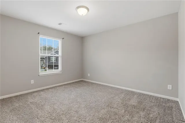 $390,000 | 1043 East 14th Street, Kearney, MO 64060