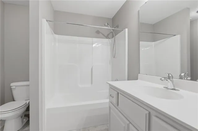 $390,000 | 1043 East 14th Street, Kearney, MO 64060