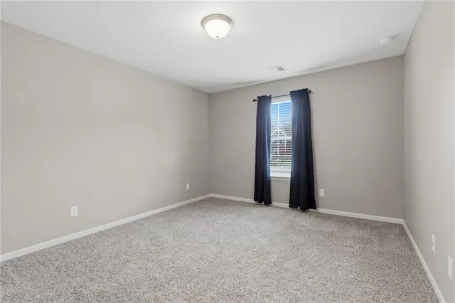 $390,000 | 1043 East 14th Street, Kearney, MO 64060