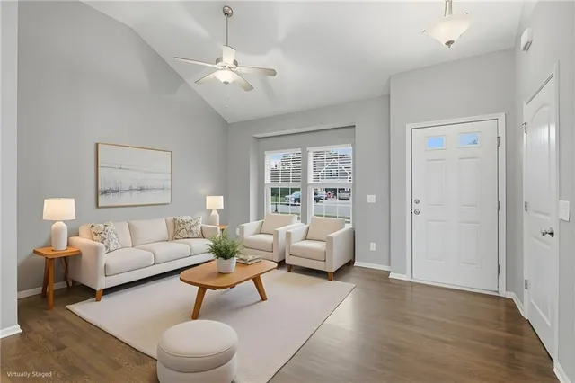 $390,000 | 1043 East 14th Street, Kearney, MO 64060