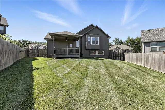 $390,000 | 1043 East 14th Street, Kearney, MO 64060