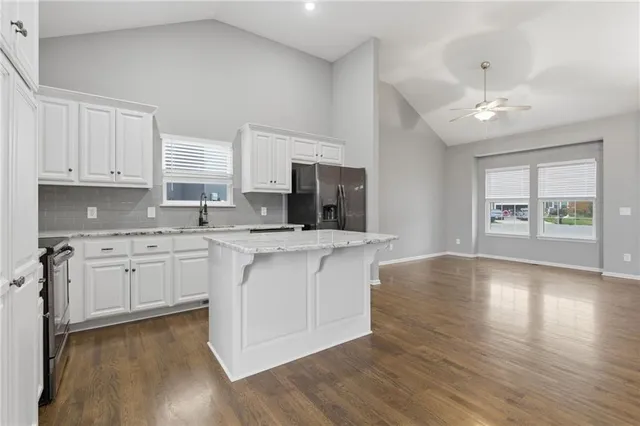 $390,000 | 1043 East 14th Street, Kearney, MO 64060