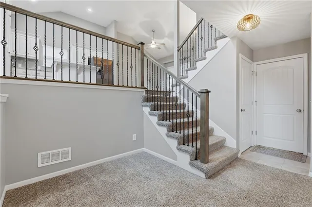 $390,000 | 1043 East 14th Street, Kearney, MO 64060