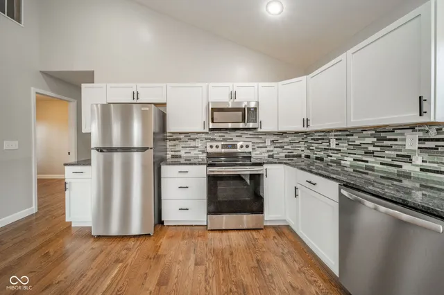 $385,000 | 4313 North Hartstrait Road, Bloomington, IN 47404