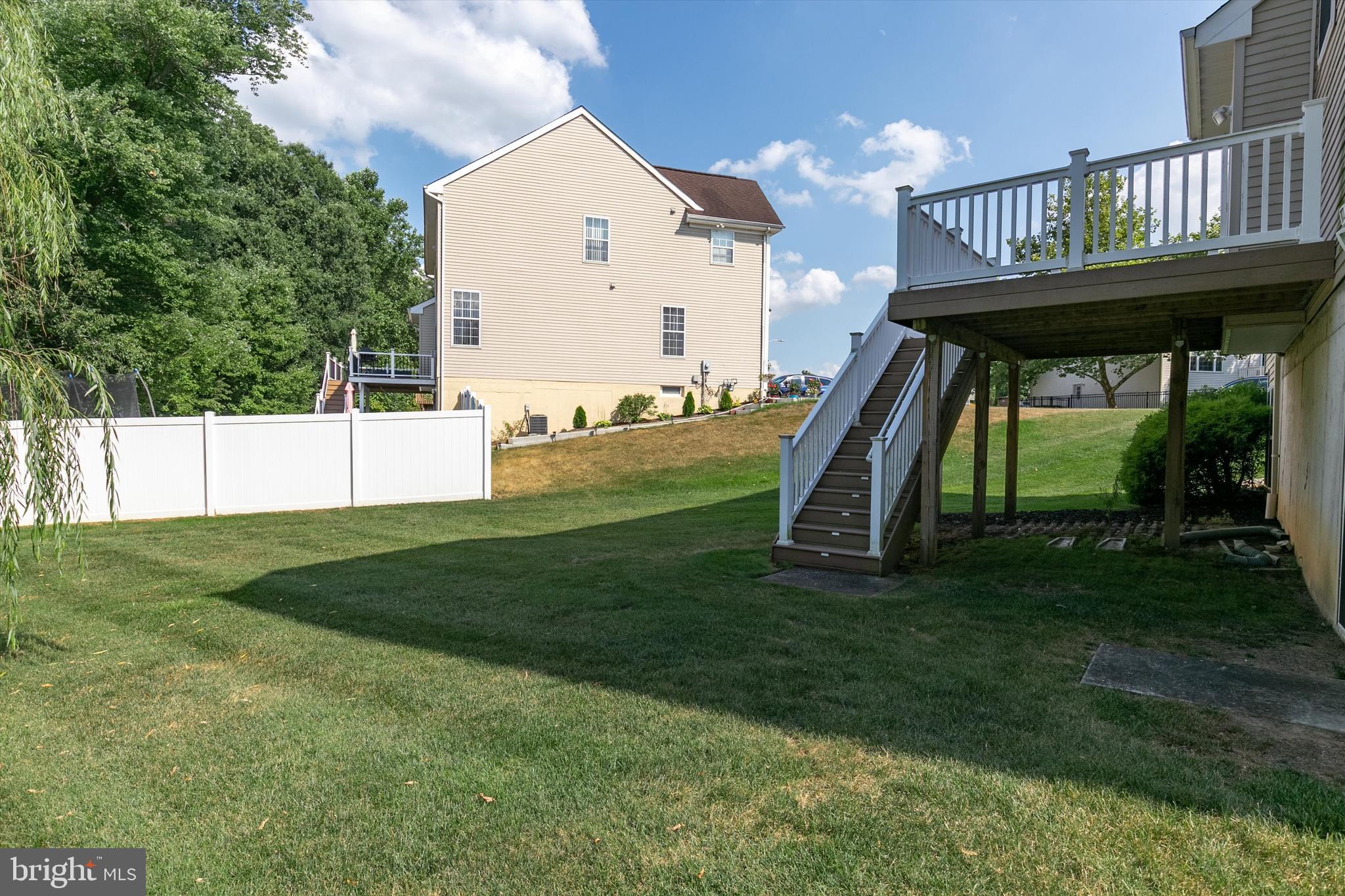 25 Creekside Trail Delran, NJ 08075 - Photo 33 of 34 Backyard