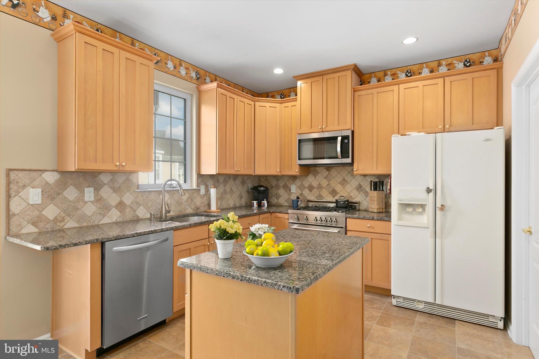 25 Creekside Trail Delran, NJ 08075 - Photo 10 of 34 Kitchen