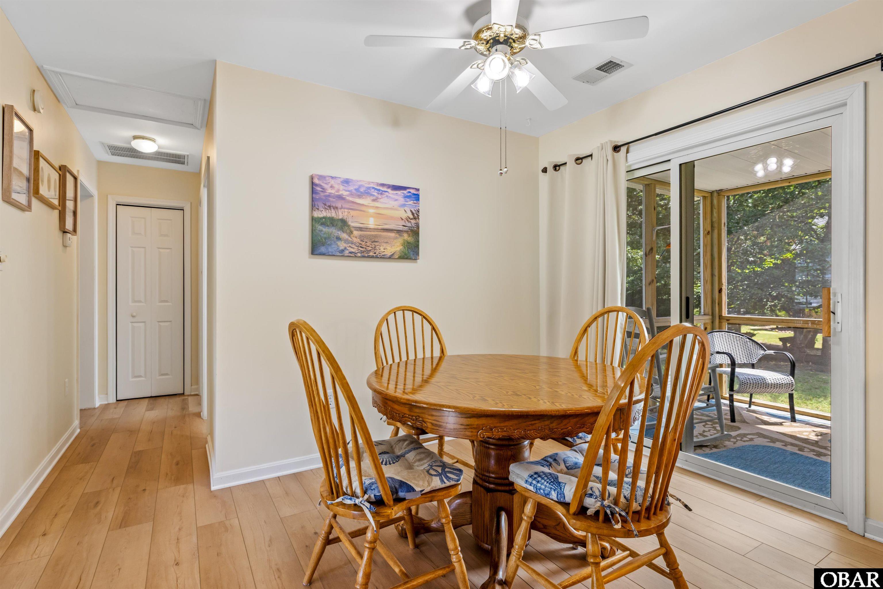 145 Bayberry Road Kill Devil Hills, NC 27948 - Photo 26 of 34 Dining Area