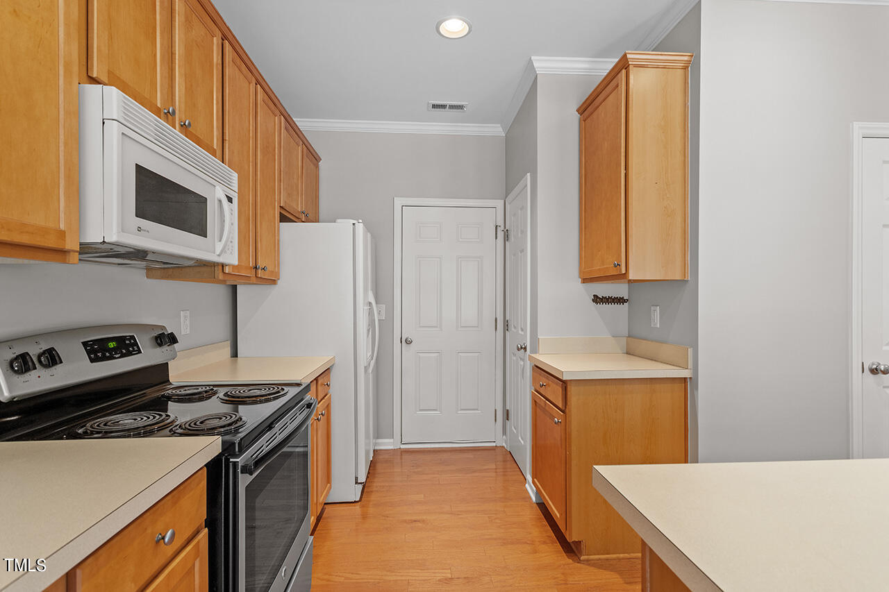 8403 Tie Stone Way Raleigh, NC 27613 - Photo 15 of 37 8403 Tie Stone Way_21